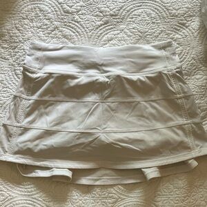 Lululemon White Pace Rival Mid-Rise Skirt Size 4